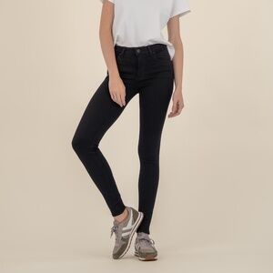 Kut from the Kloth Mia Mid Rise Slim Fit Size 4